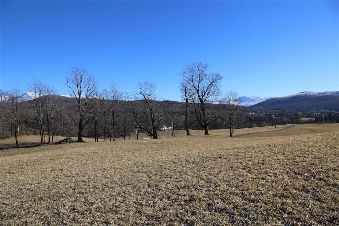 Photo of 487 VT Route 15