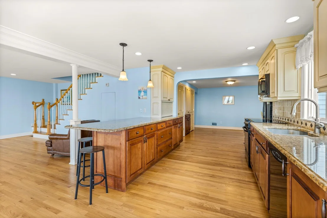 Photo of 103 Ocean
