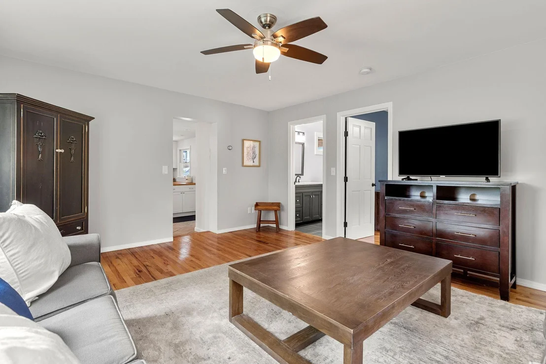 Photo of 3 Marsh Hill