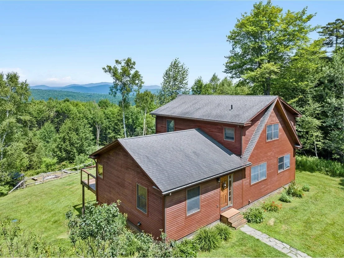 Photo of 210 Rowell Hill