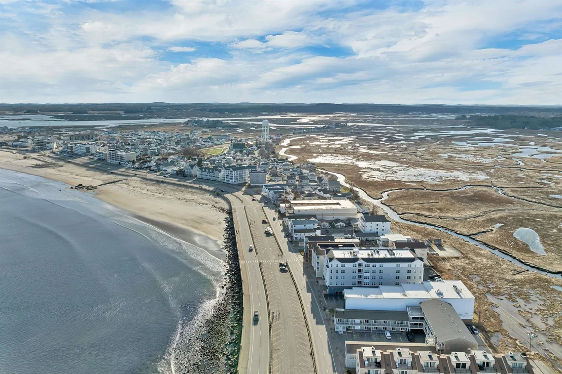 Photo of Unit N1 at 421 Ocean