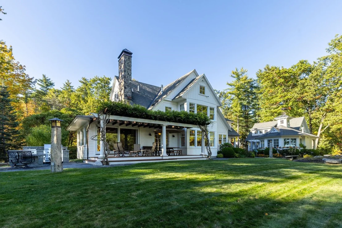 Photo of 24 WISTERIA