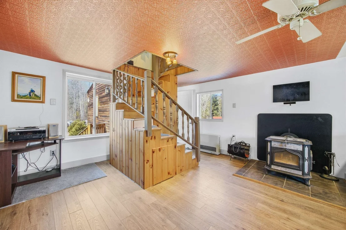 Photo of 3190 Granby