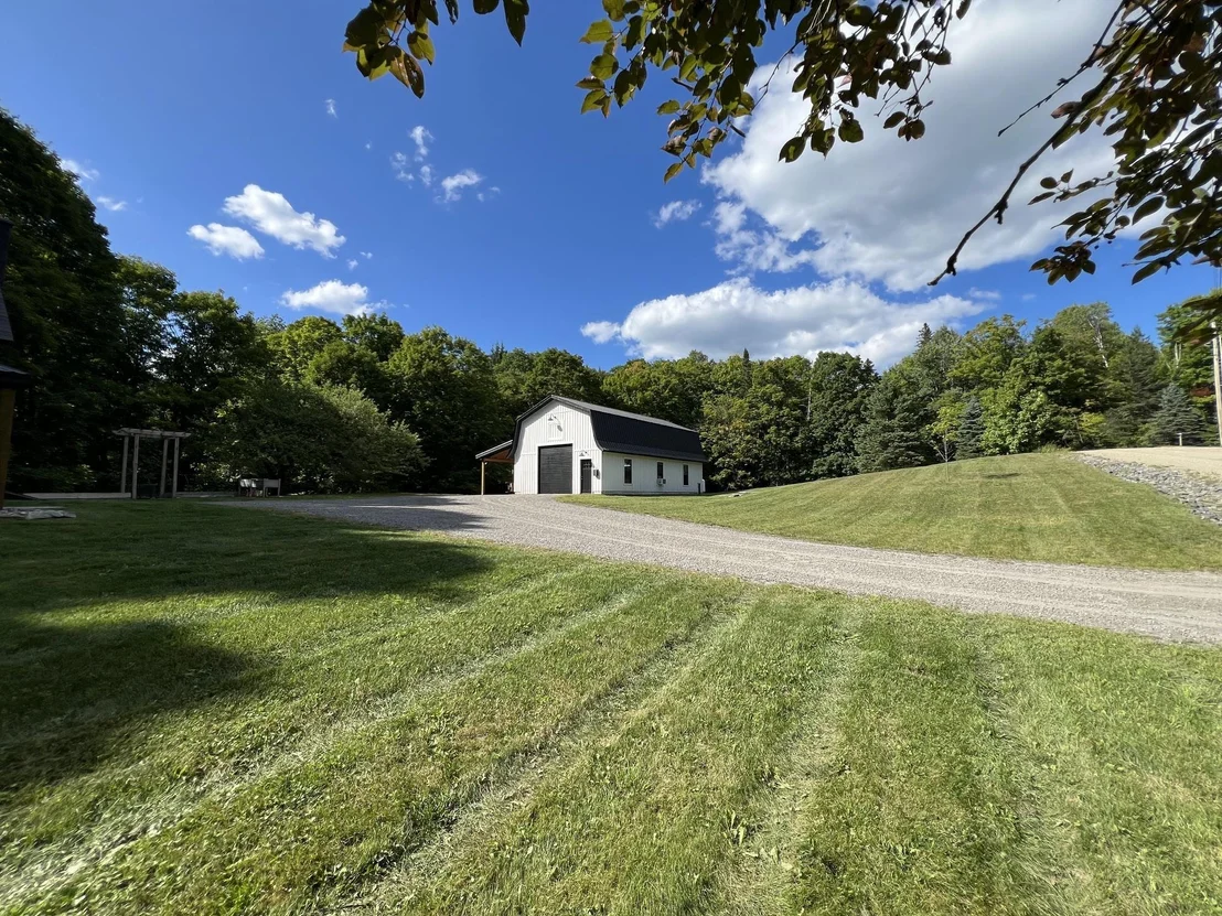 Photo of 135 East Ridge