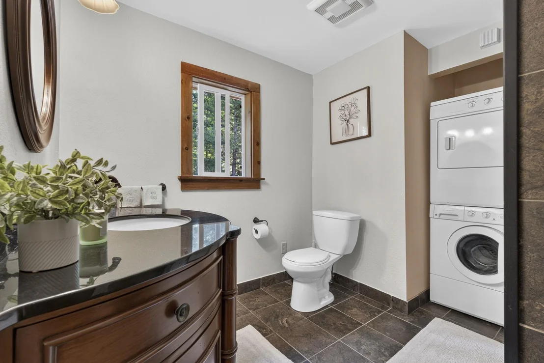 Photo of 363 Keene