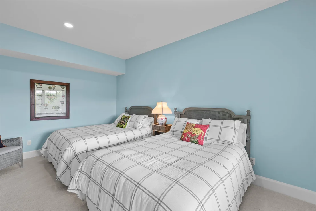 Photo of 32 Mountain View