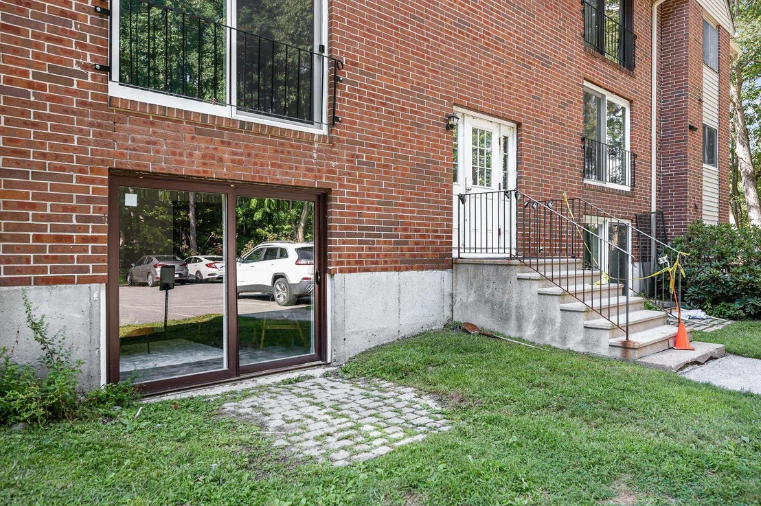 Photo of Unit 4 at 6 Brookside