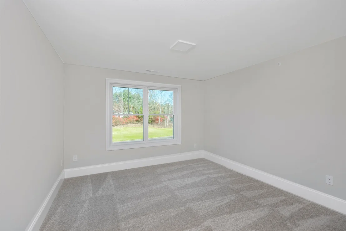 Photo of 8 Acadia