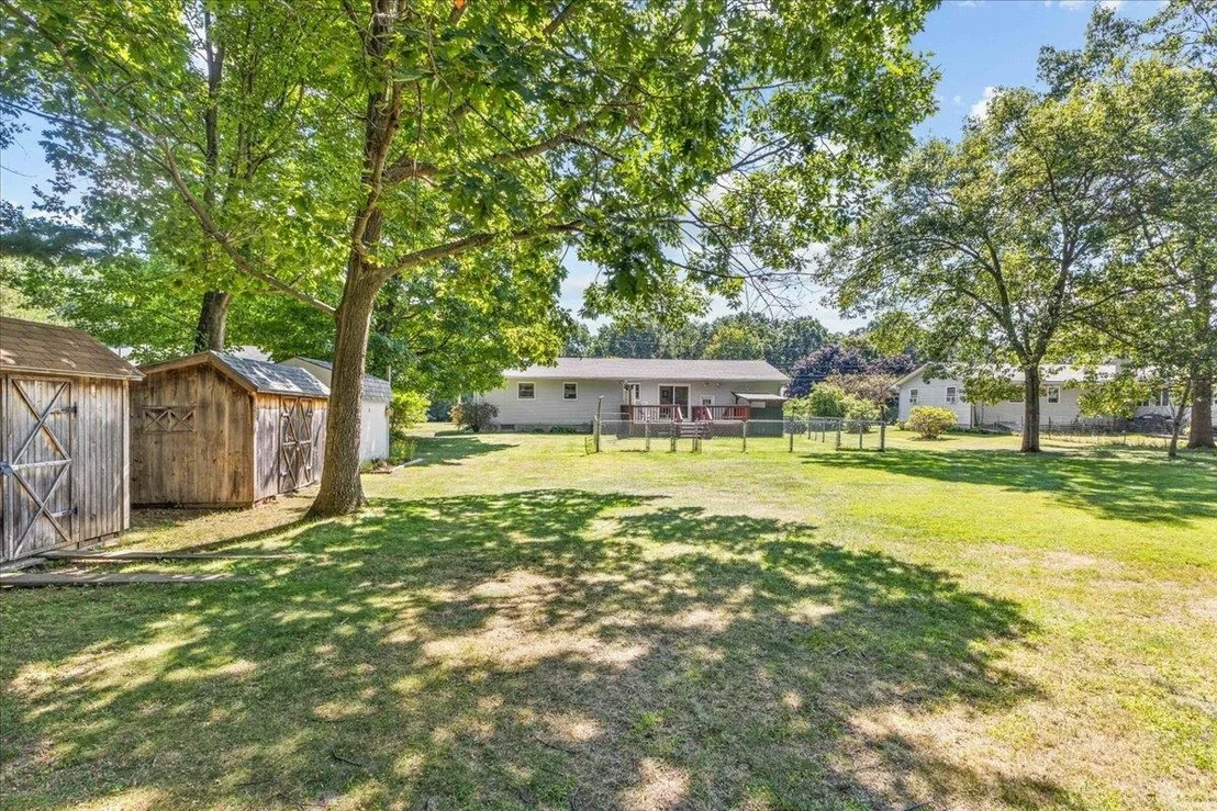 Photo of 97 Pine