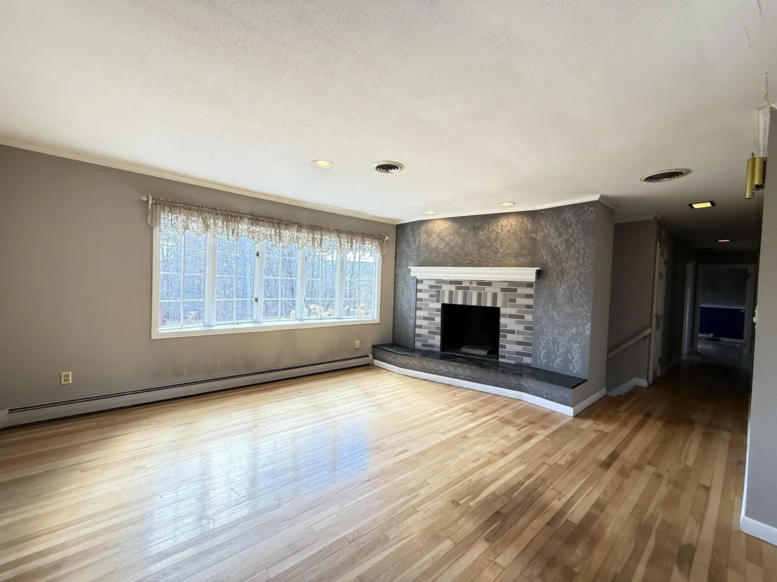 Photo of 11 Juniper Hill