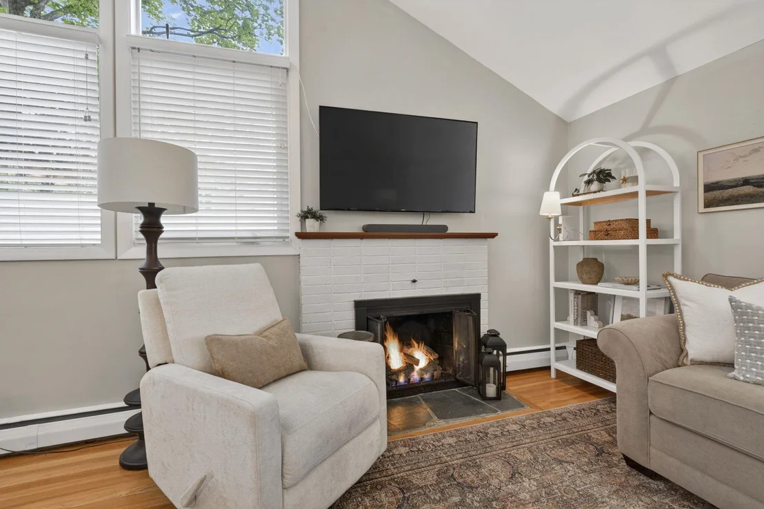 Photo of 130 Colgate