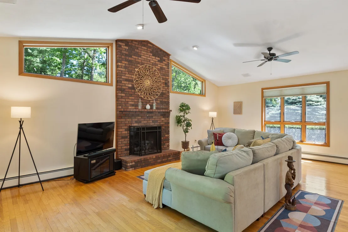 Photo of 6 Weston