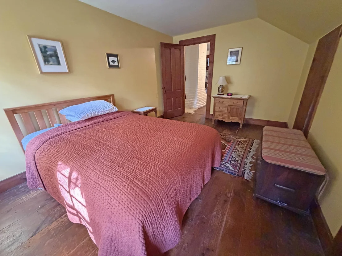 Photo of 220 Hale