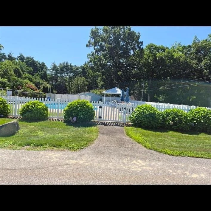 Photo of 9 Parklane