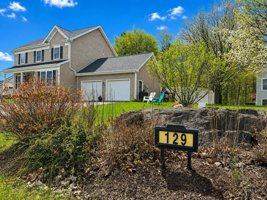 Photo of 129 Allen
