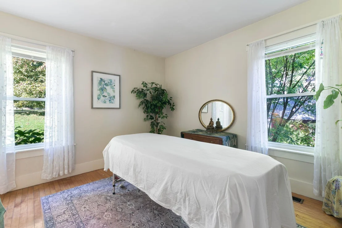 Photo of 19 Blakeslee