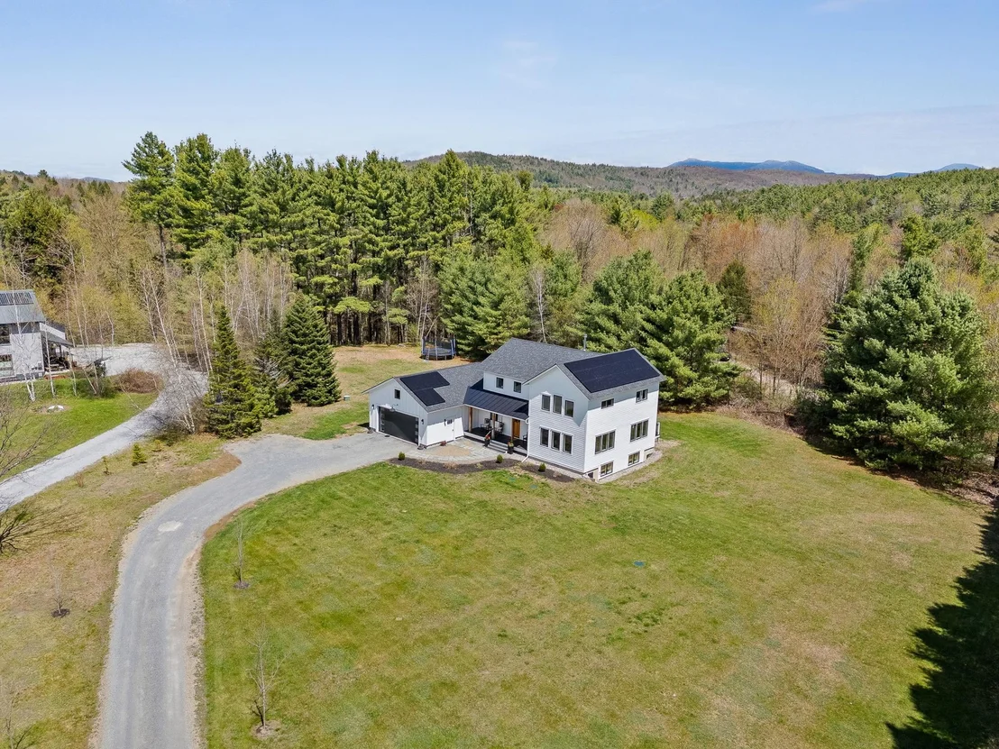 Photo of 17 Winding Brook