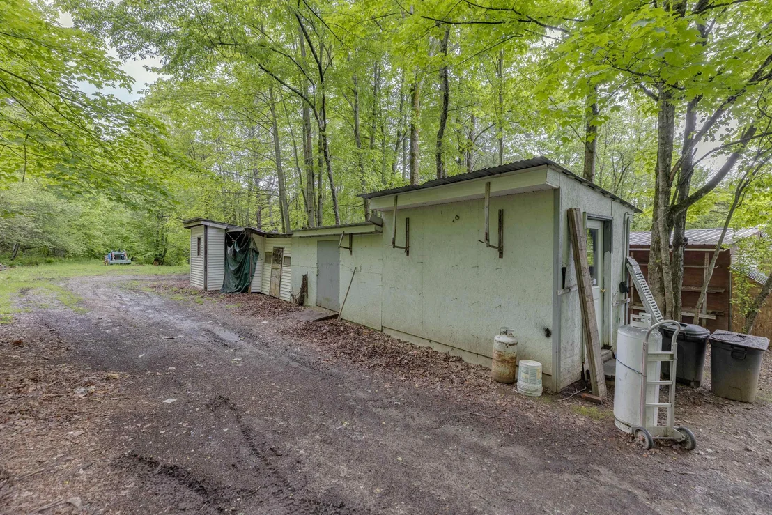 Photo of 929 933 W Bath