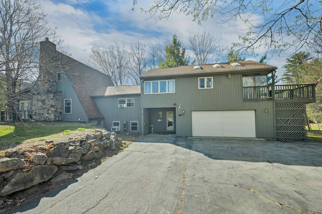 Photo of 35 Valley