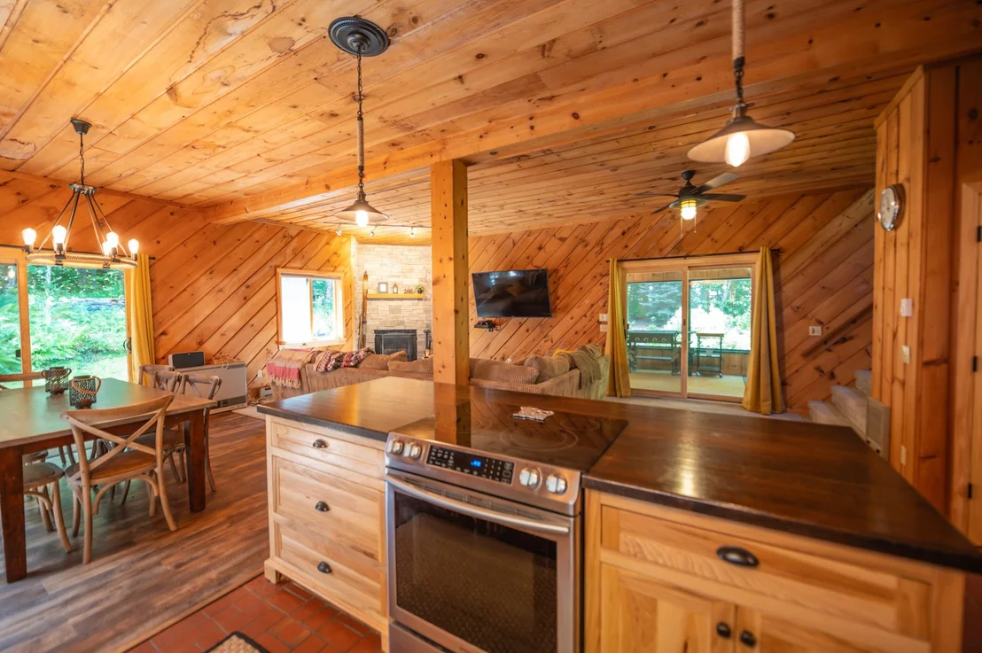 Photo of 15 Bears Den