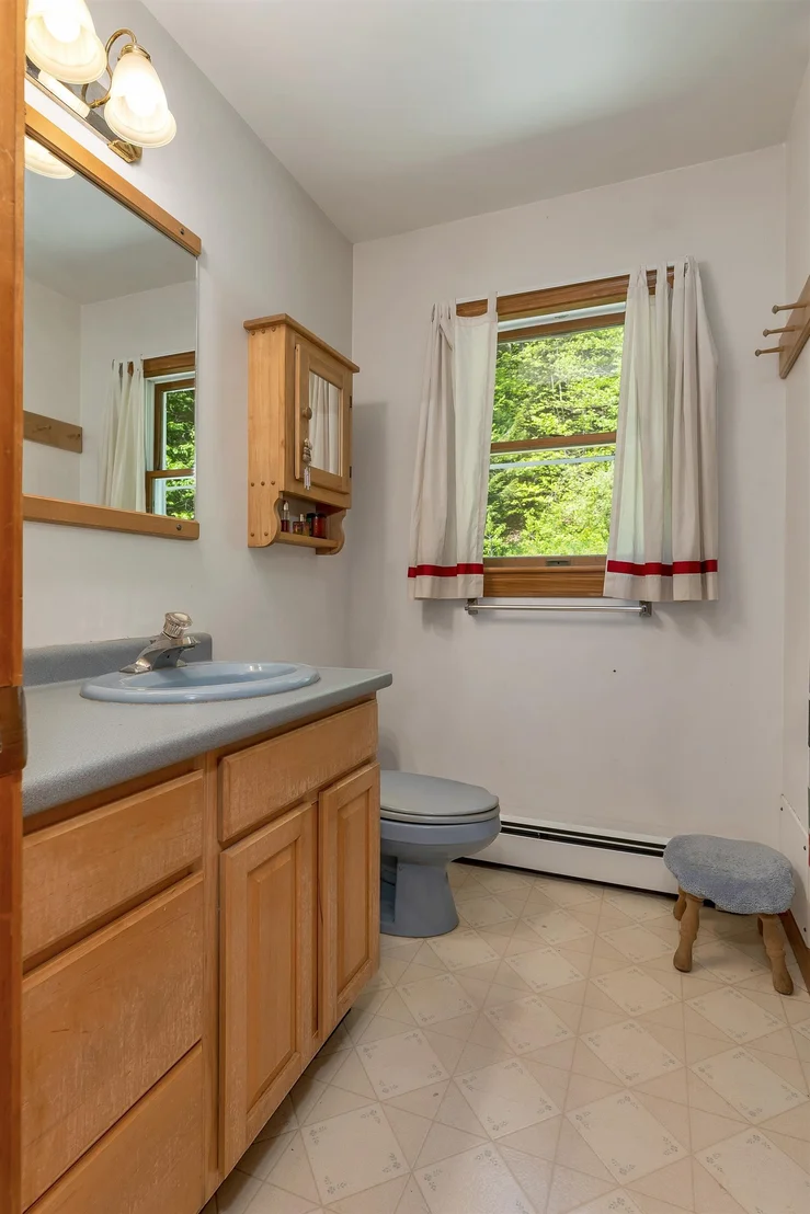 Photo of 1350 Barker