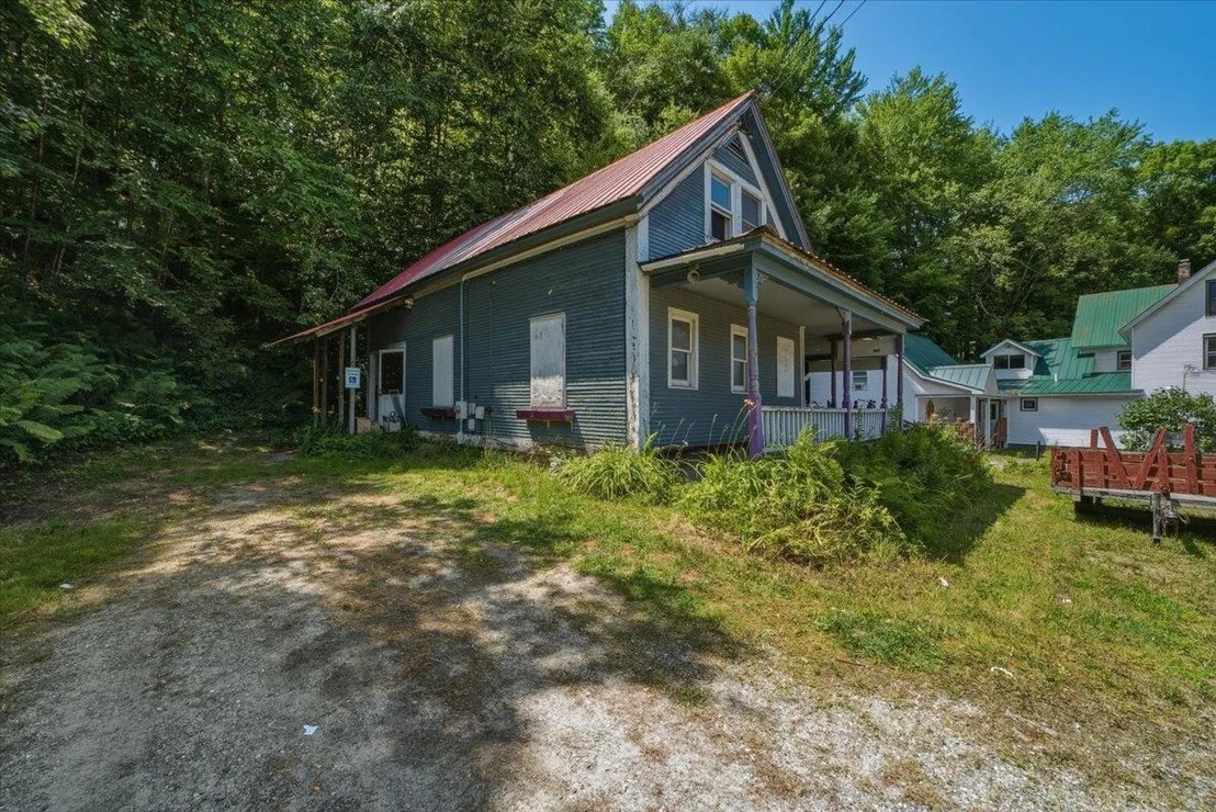 Photo of 200 Lower Main