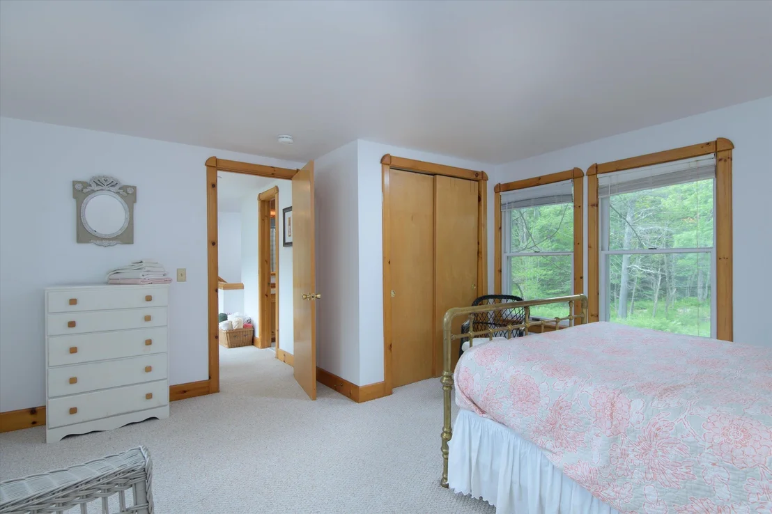 Photo of 46 Carpenters Point