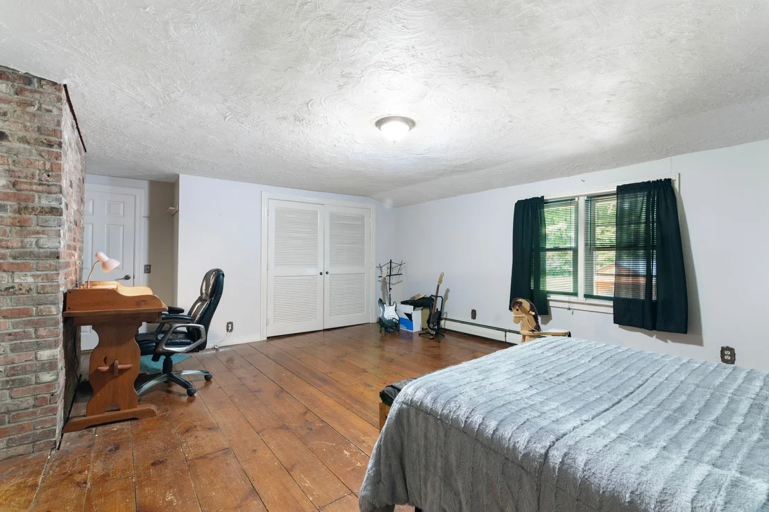 Photo of 13 Brookside