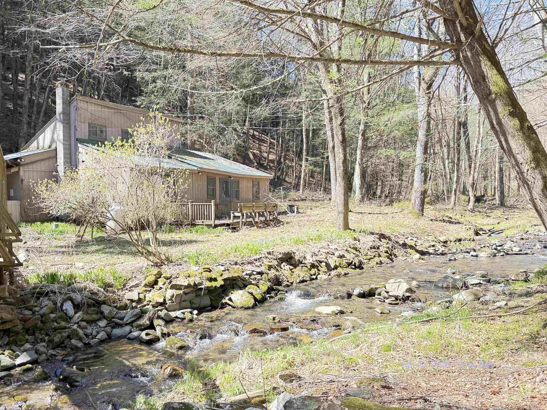 Photo of 2390 Morse Brook