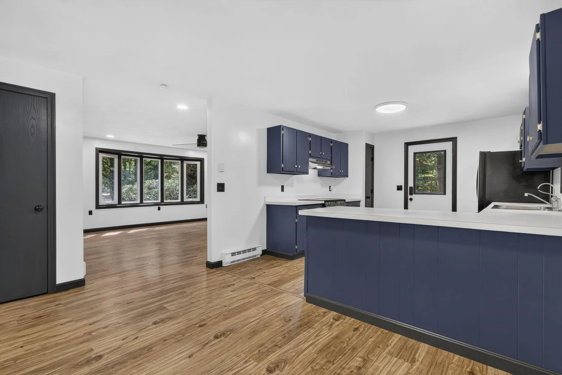 Photo of 7 Danforth