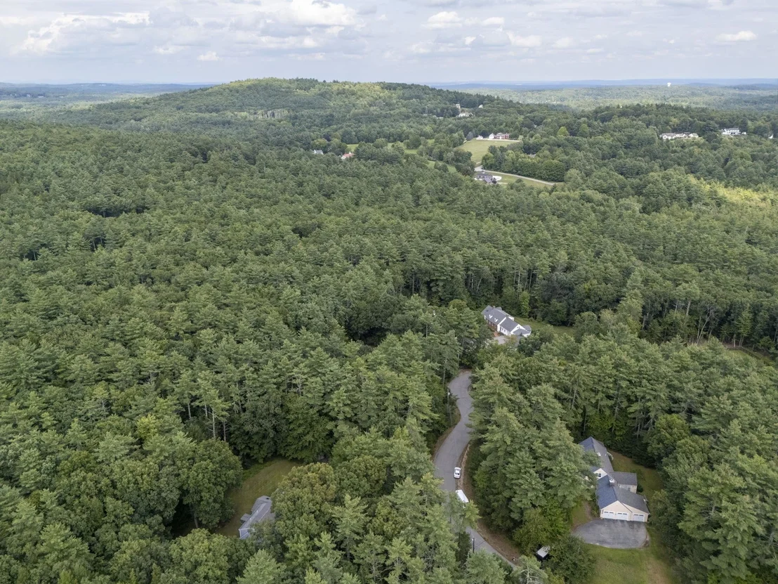 Photo of 14 Fieldstone