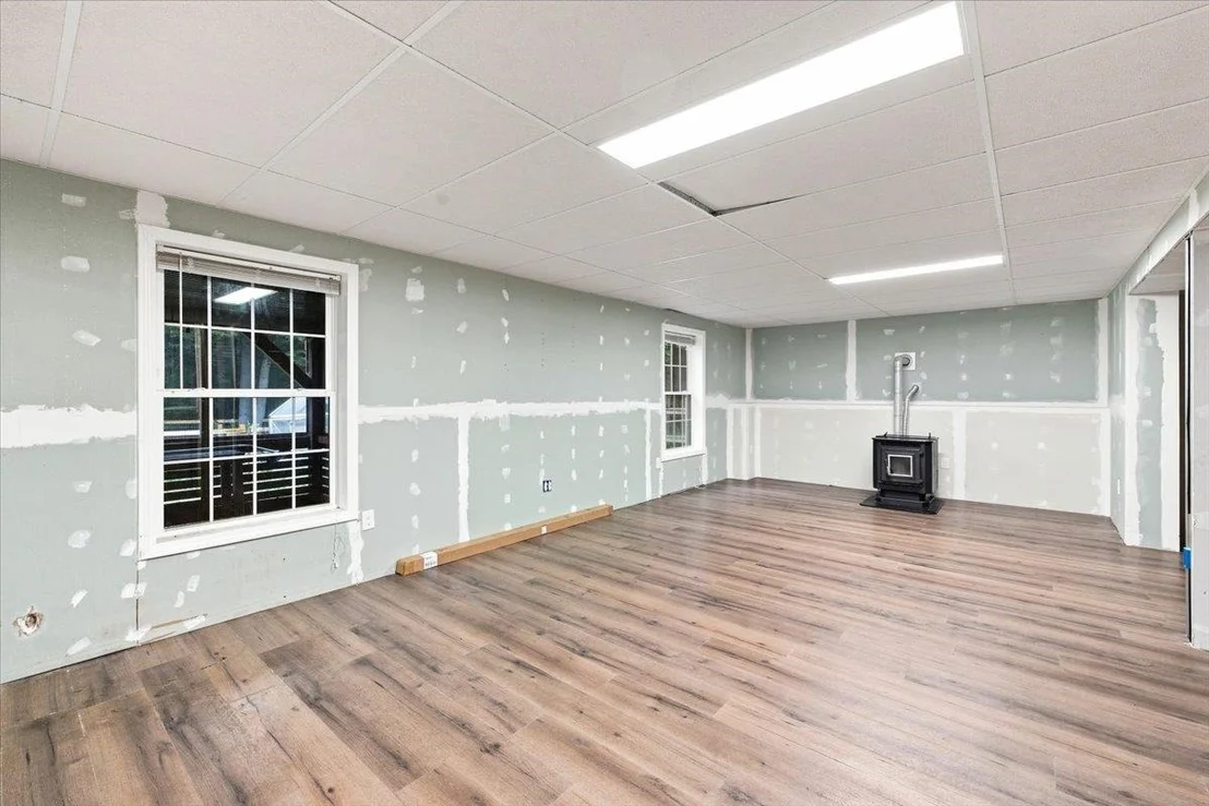 Photo of 5 Ames