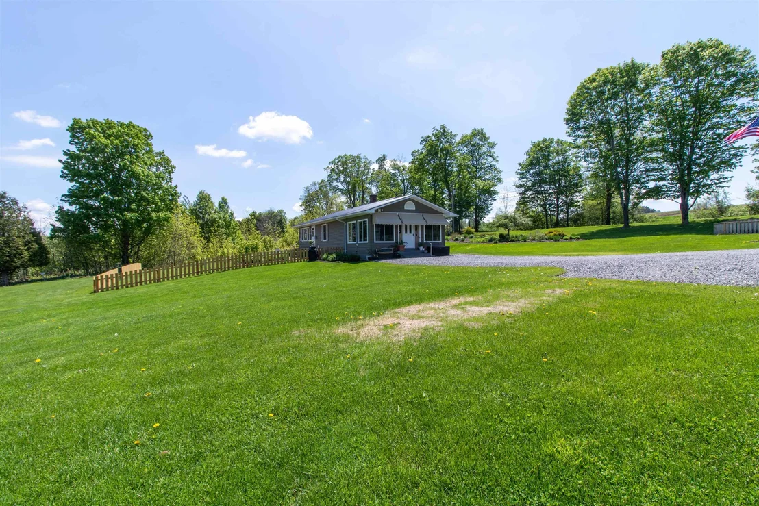 Photo of 938 Stevens