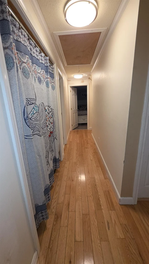 Photo of 2 Greenleaf