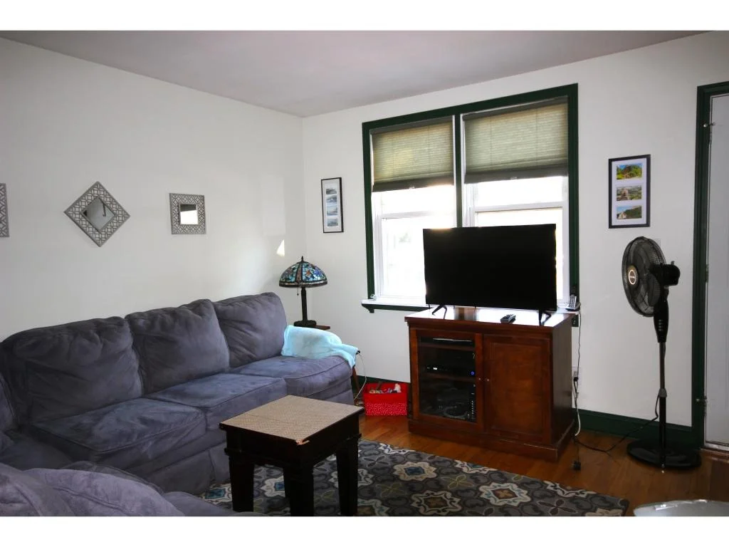 Photo of 6 Broadview Ave