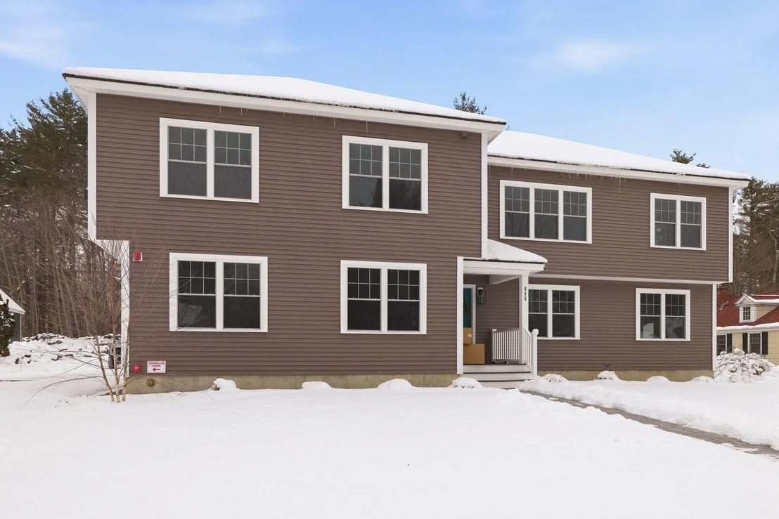 Photo of Unit 2 at 665 Wallis