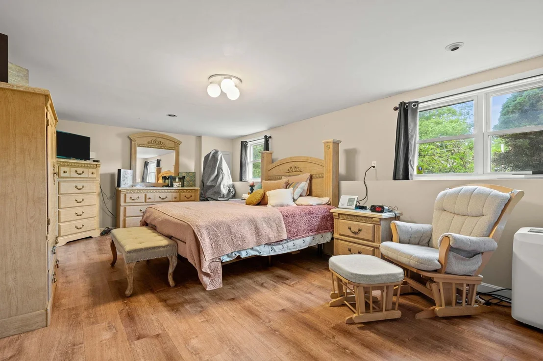 Photo of 240 Hampstead