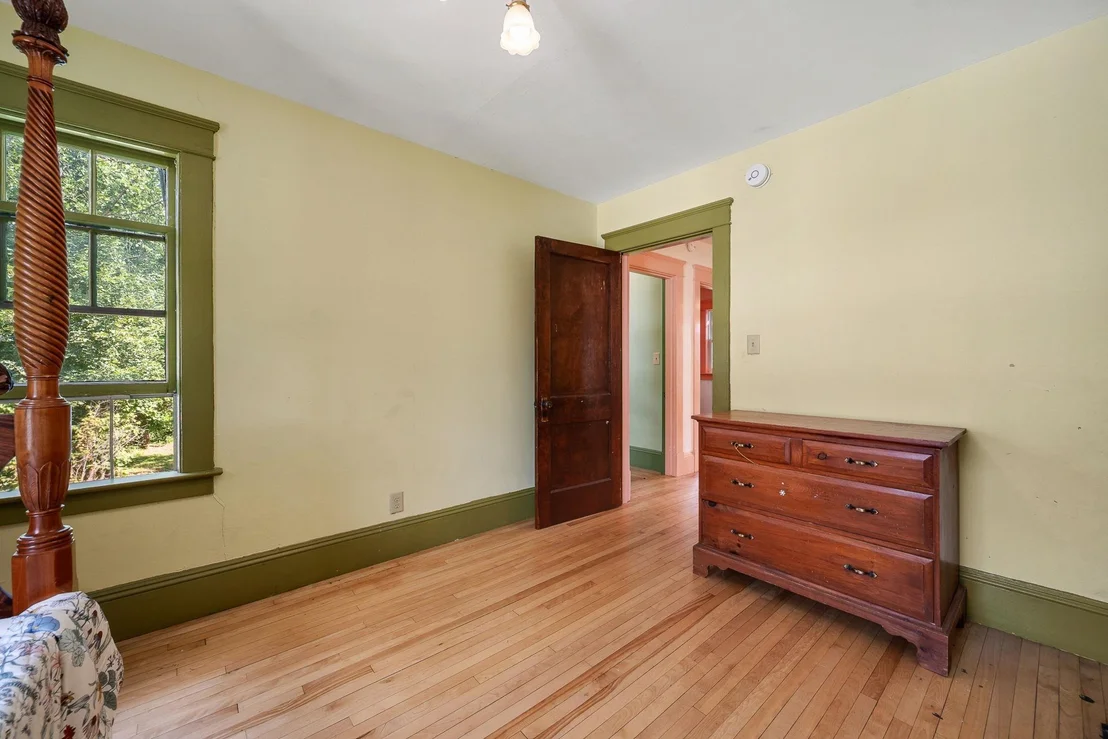 Photo of 173 Central