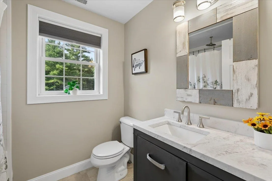 Photo of 110 Middle