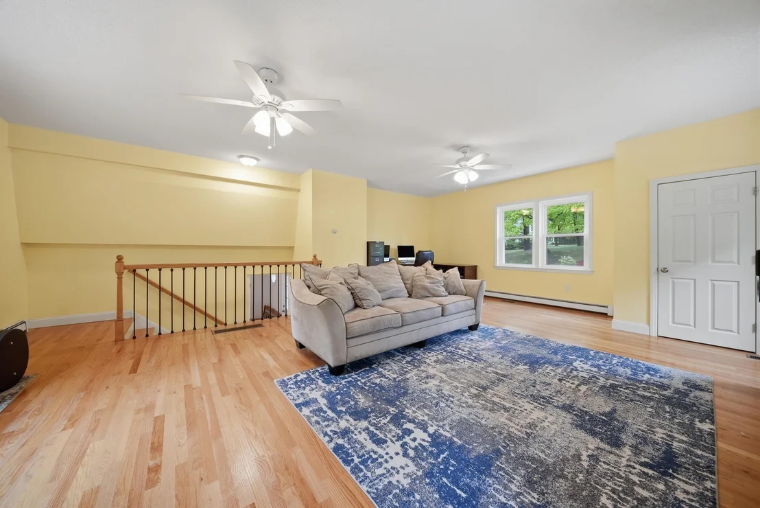 Photo of 7 Stony Point