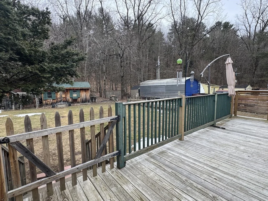 Photo of 425 Taylor