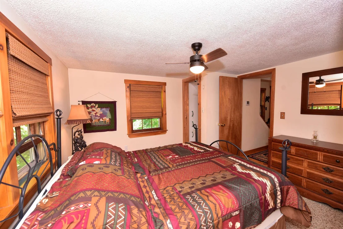 Photo of 140 Mountain View