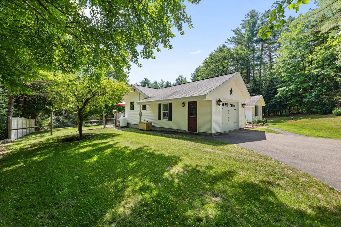 Photo of 56 Barry Highlands