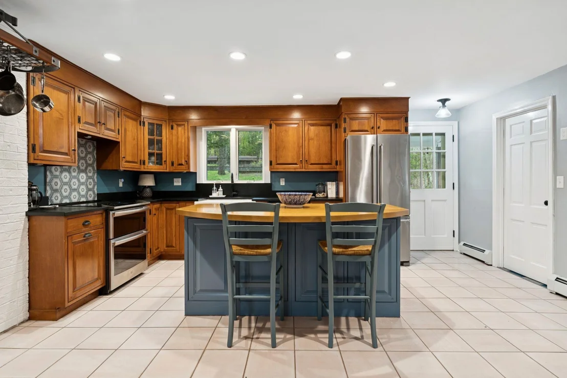 Photo of 12 Hemlock