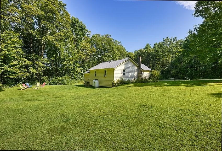Photo of 552 Valley