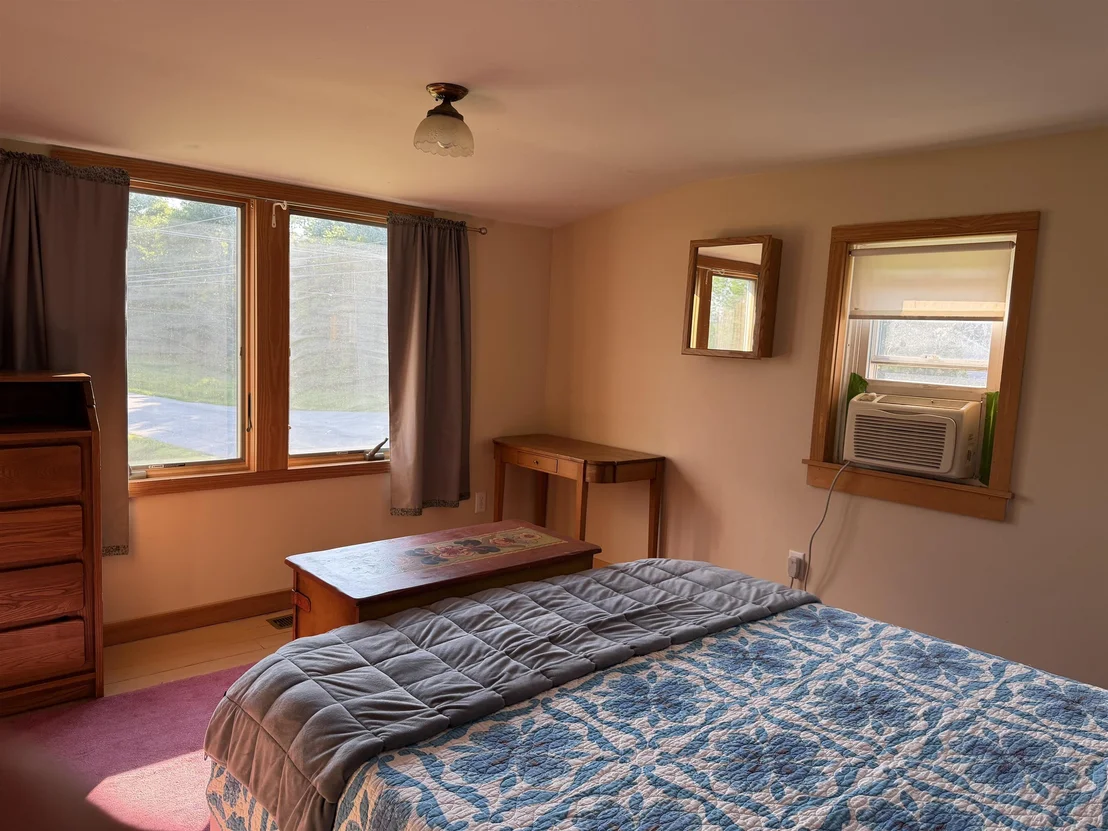 Photo of 2996 Leicester Whiting