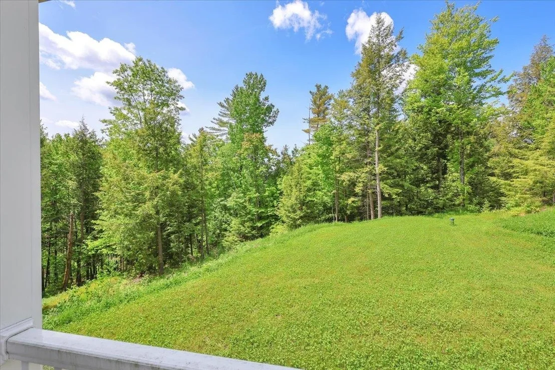 Photo of 49 Hemlock