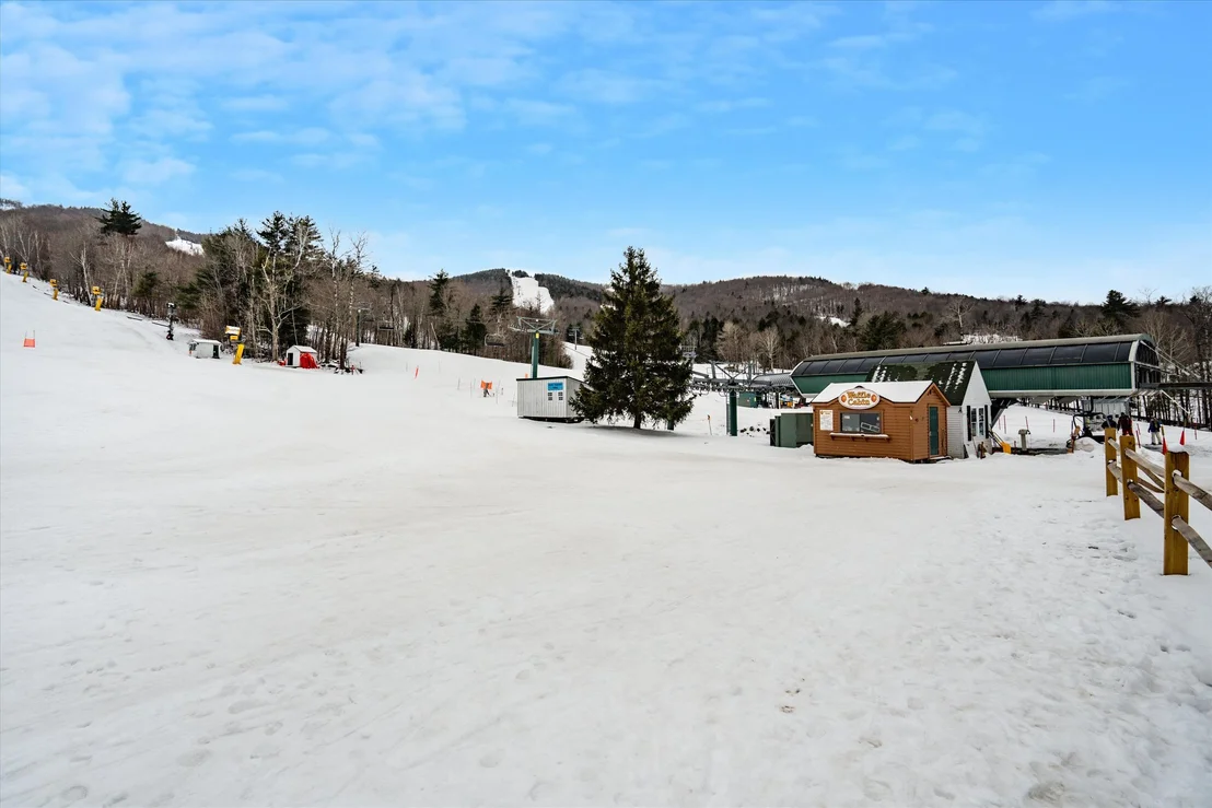 Photo of 00 Ragged Mt.