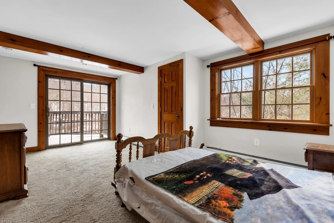 Photo of 1104 Main