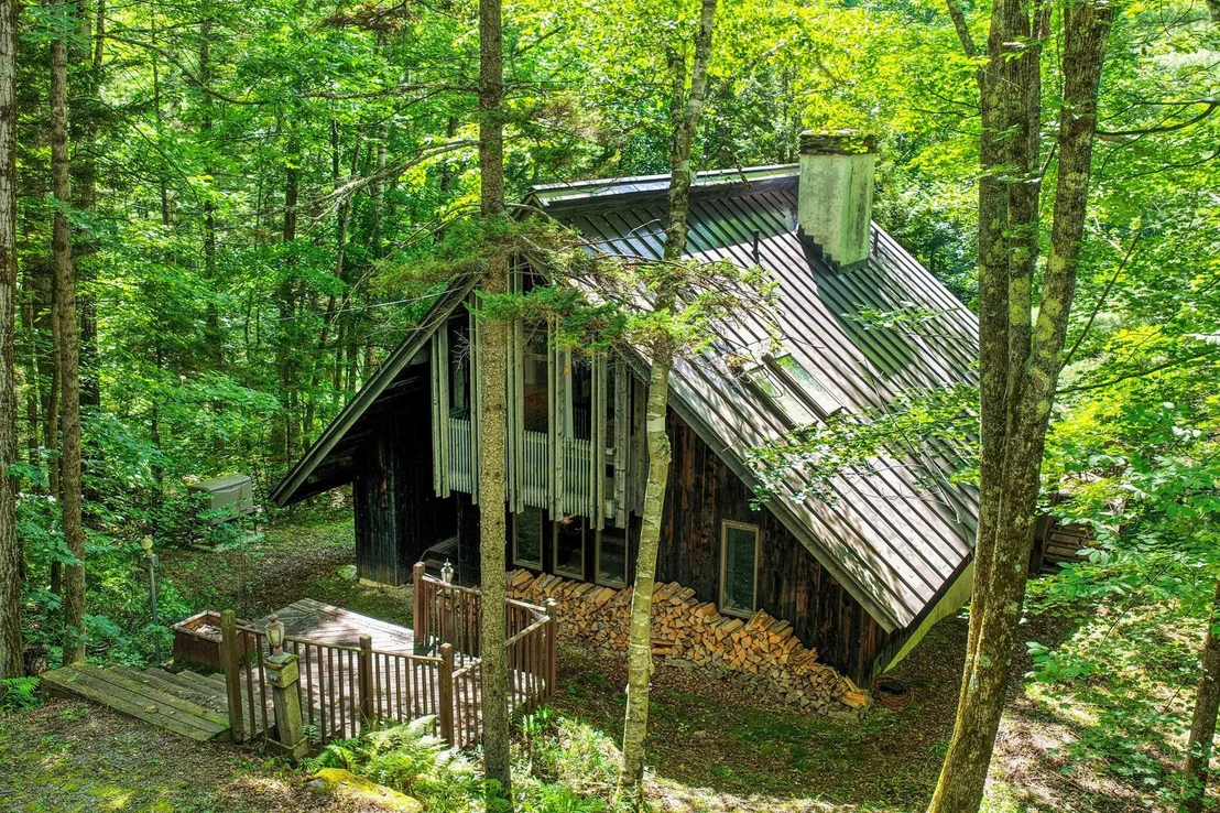 Photo of 212 Falcon Loop East
